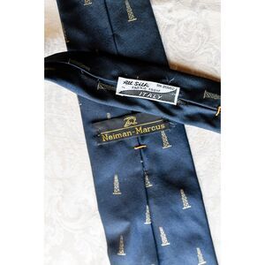 Italian Silk Oil Rig or Derrick Tie by Neiman Marcus Vintage Texas